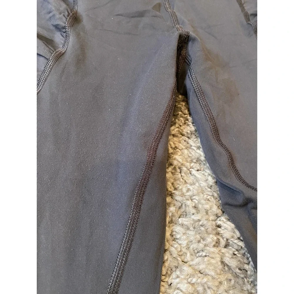 Lululemon Woman Athletic Yoga Cropped Leggings